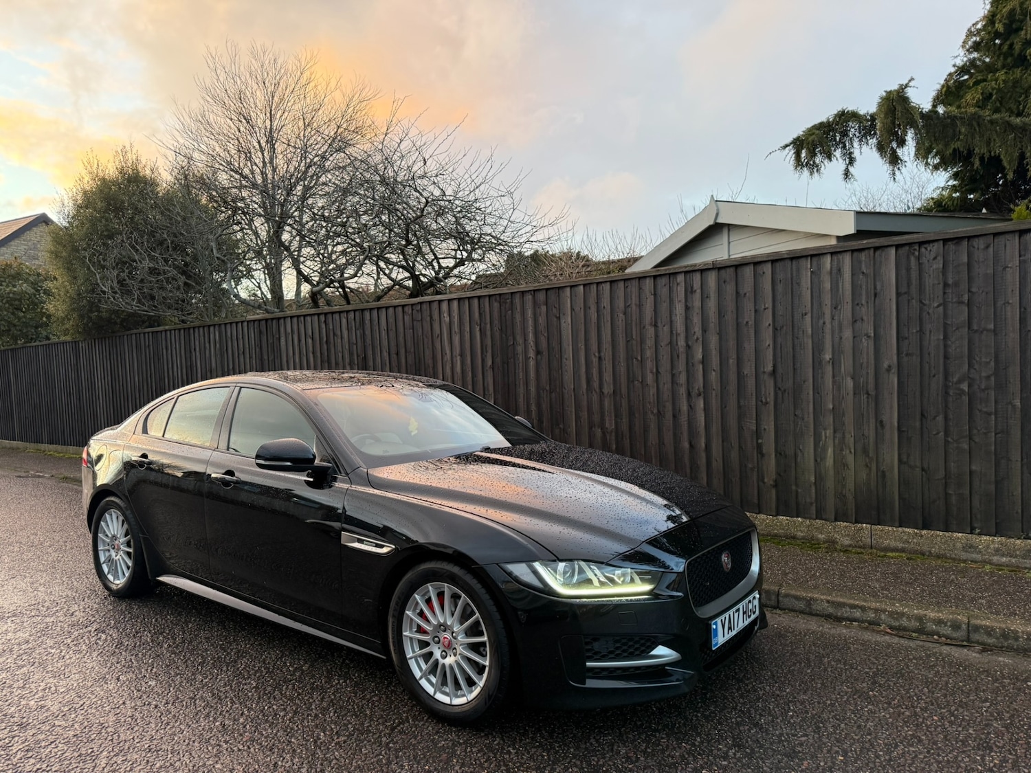 Used Jaguar XE 2017 for sale - 77466095: Photo 4