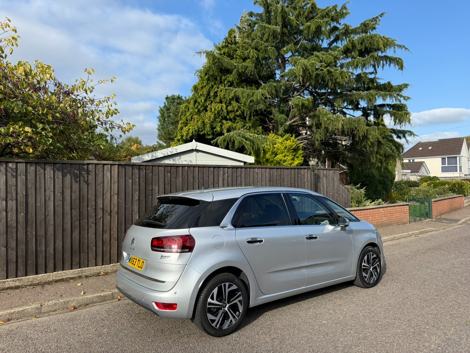 Used Citroen C4 Picasso 2013 for sale - 76221915: Photo 3