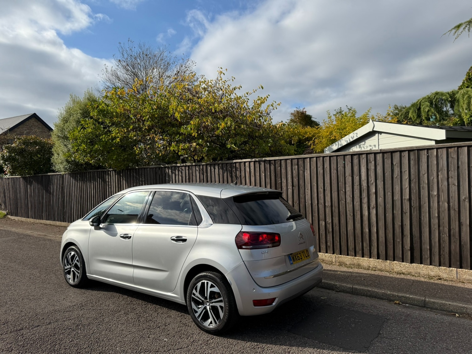 Used Citroen C4 Picasso 2013 for sale - 76221915: Photo 6