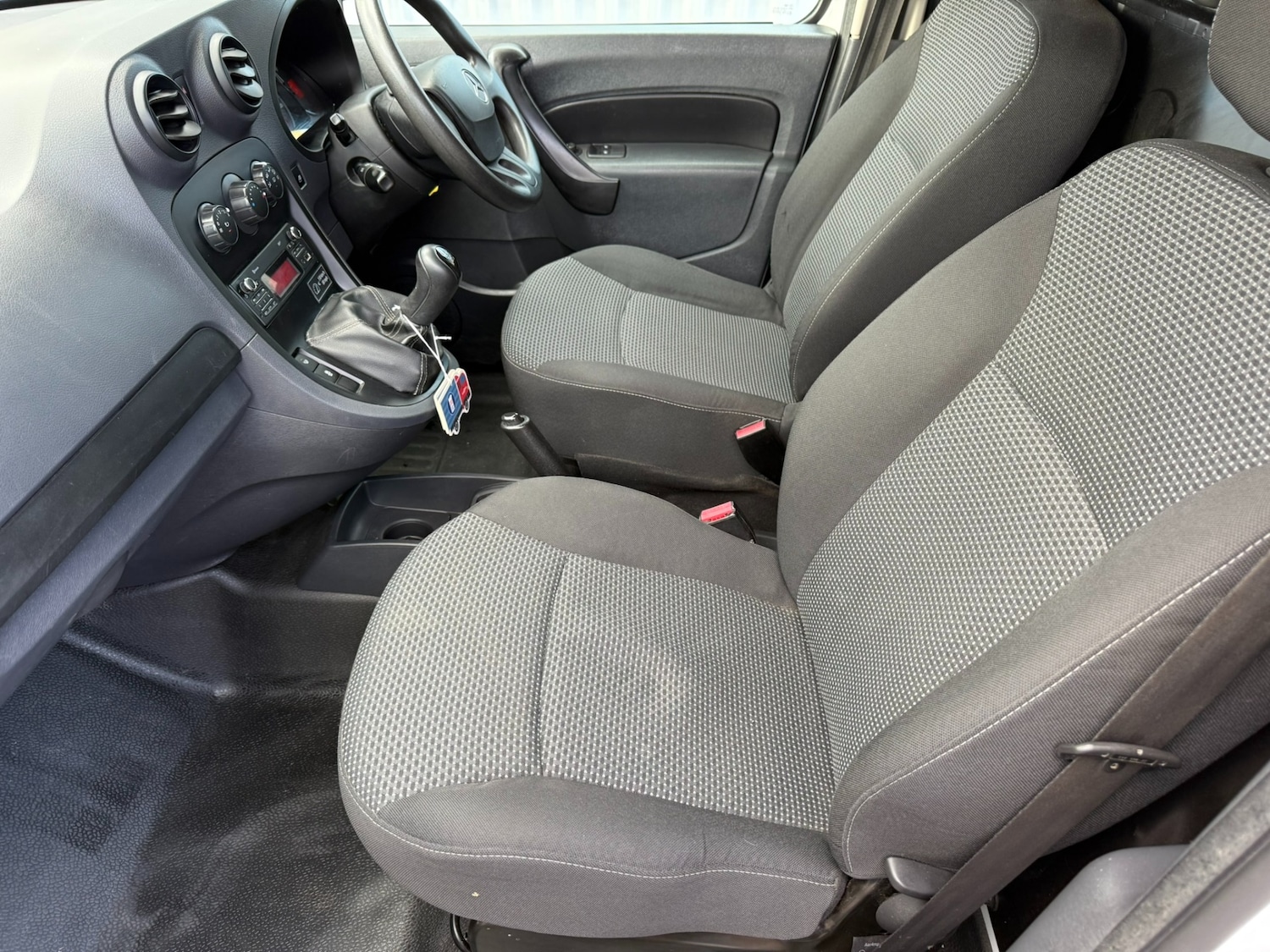 Used Mercedes-Benz Citan 2018 for sale - 76163792: Photo 10