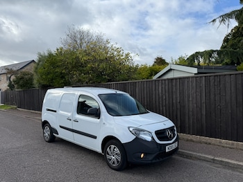 Used Mercedes-Benz Citan 2018 for sale - 76163792: Photo