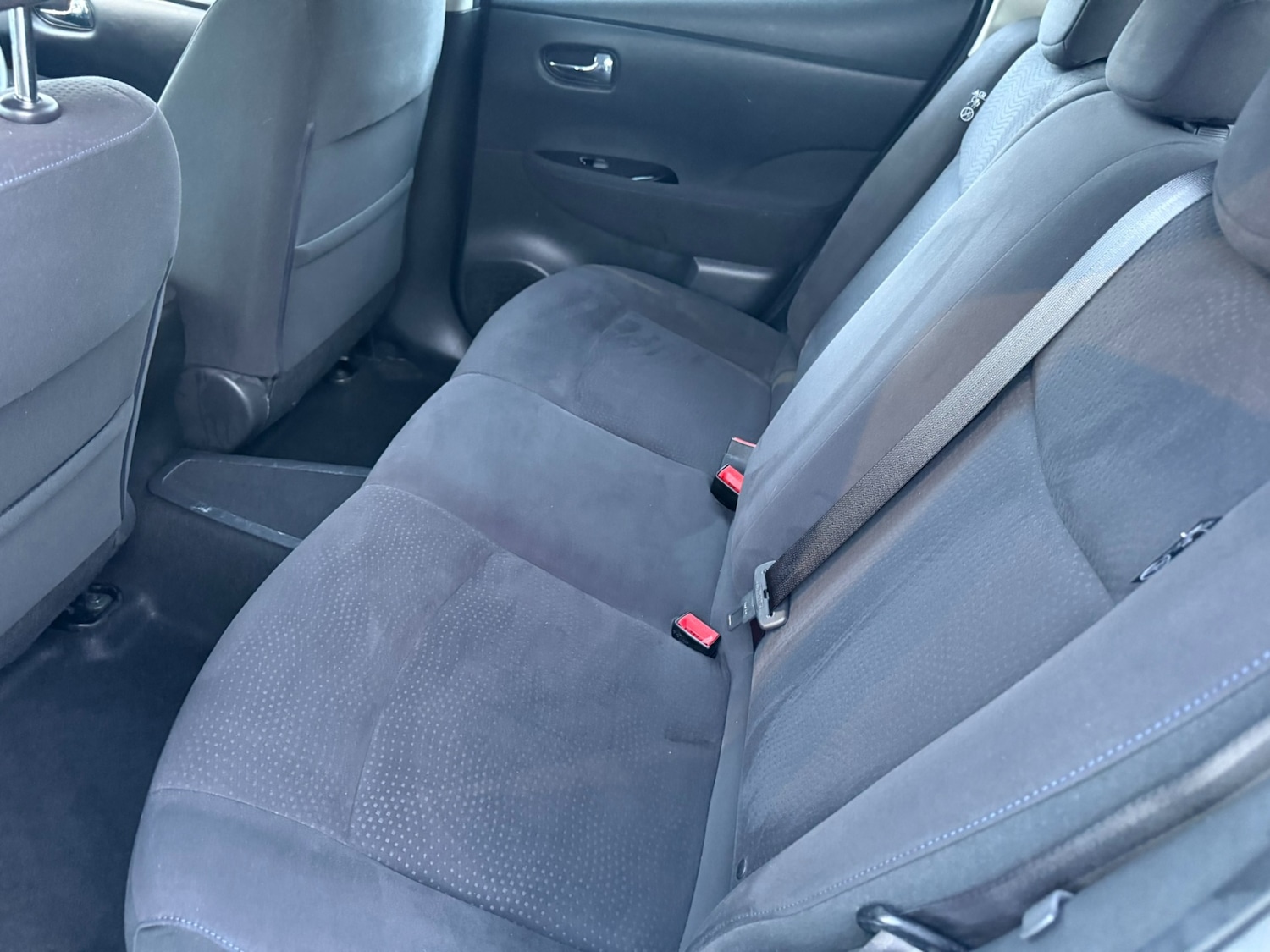 Used Nissan Leaf 2017 for sale - 77113163: Photo 12