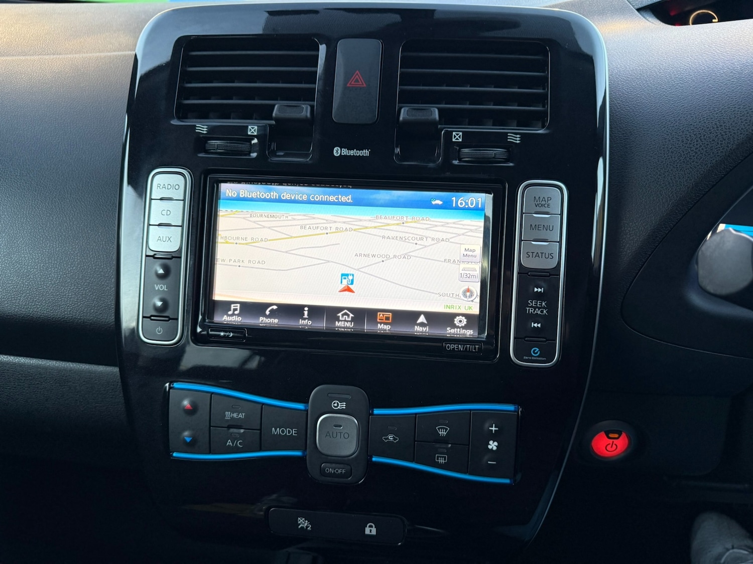 Used Nissan Leaf 2017 for sale - 77113163: Photo 15