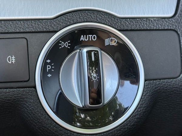 Used Mercedes-Benz E Class 2013 for sale - 75056471: Photo 20