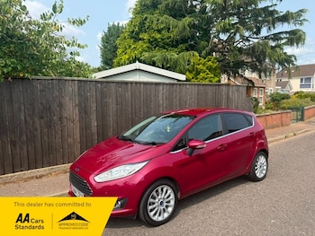 Used Ford Fiesta 2014 for sale - 79277077: Photo