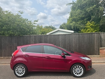 Used Ford Fiesta 2014 for sale - 79277077: Photo