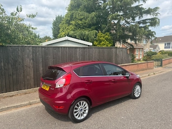 Used Ford Fiesta 2014 for sale - 79277077: Photo