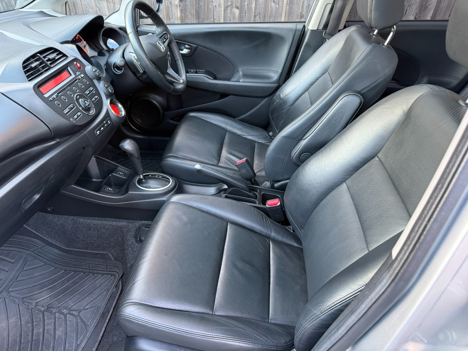 Used Honda Jazz 2012 for sale - 77896801: Photo 10