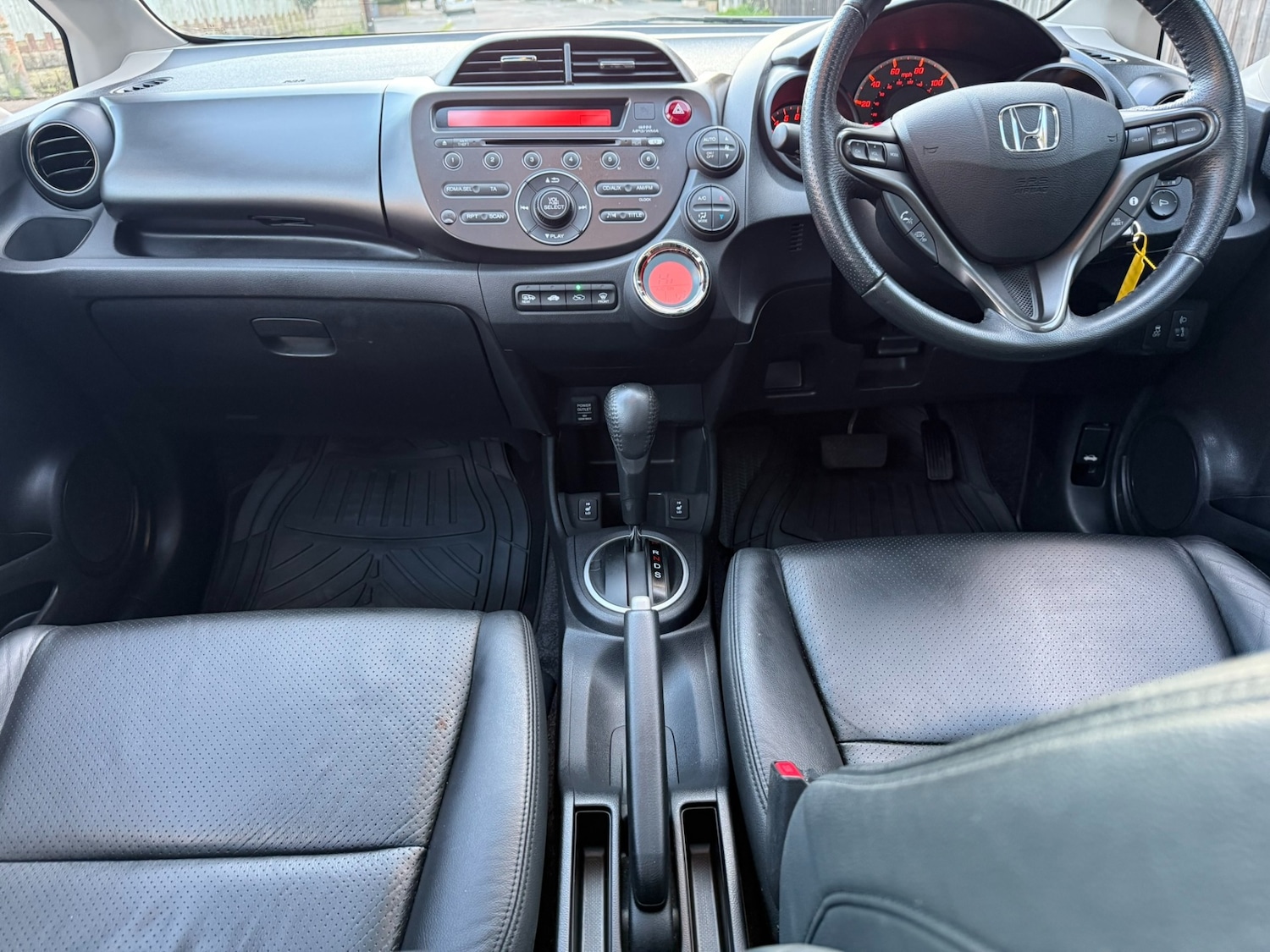 Used Honda Jazz 2012 for sale - 77896801: Photo 11