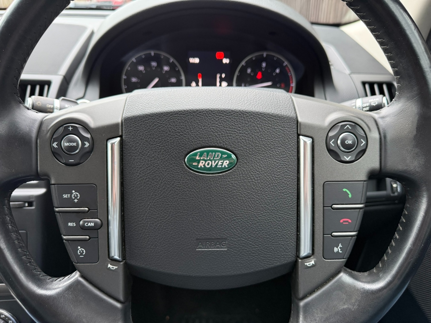 Used Land Rover Freelander 2014 for sale - 76960413: Photo 16