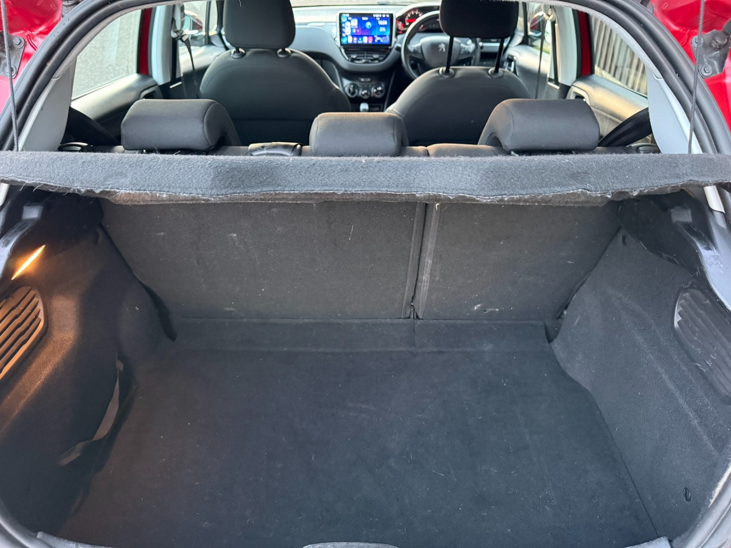 Used Peugeot 208 2013 for sale - 77095417: Photo 18