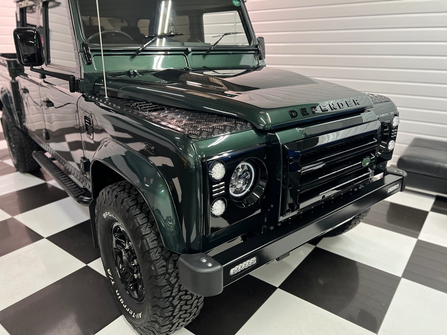 Used Land Rover Defender 2009 for sale - 76908267: Photo 40