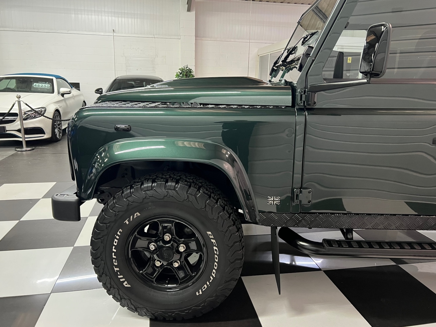 Used Land Rover Defender 2009 for sale - 76908267: Photo 43