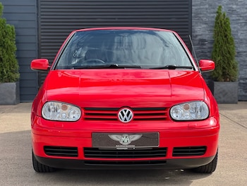 Used Volkswagen Golf 2001 for sale - 75641015: Photo