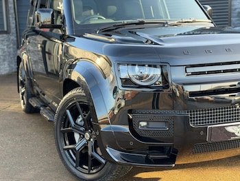 Used Land Rover Defender 2023 for sale - 78312119: Photo