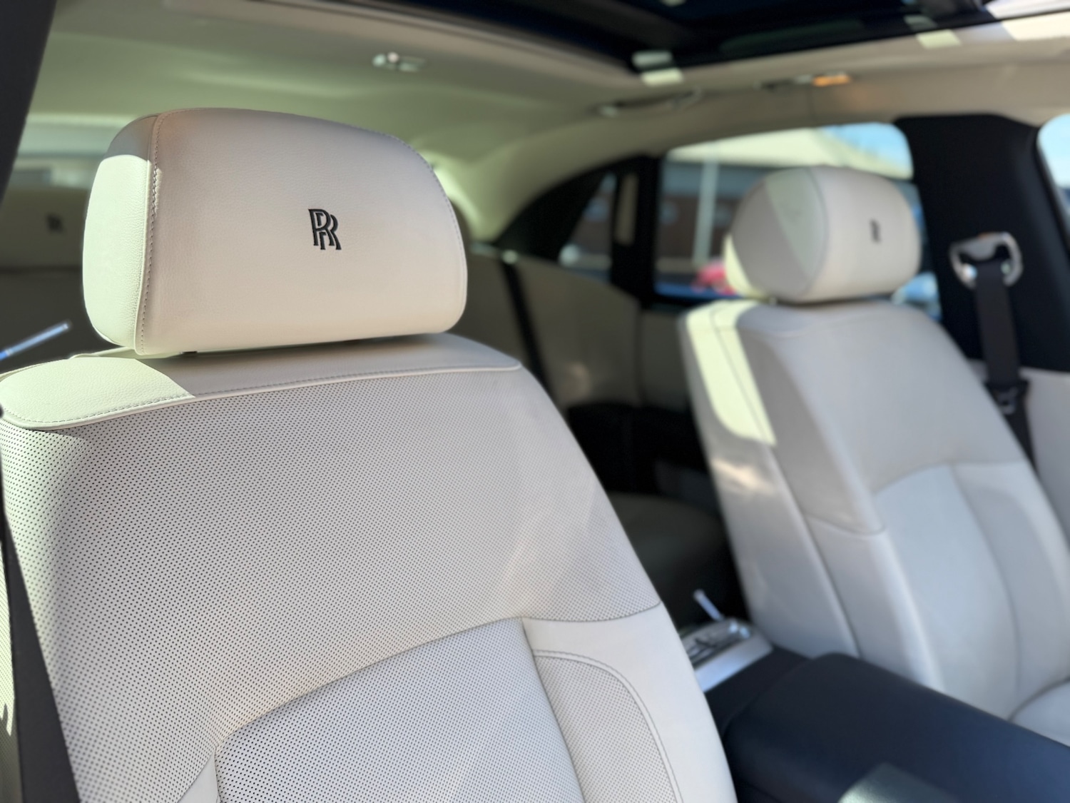 Used Rolls-Royce Ghost 2012 for sale - 77931188: Photo 17