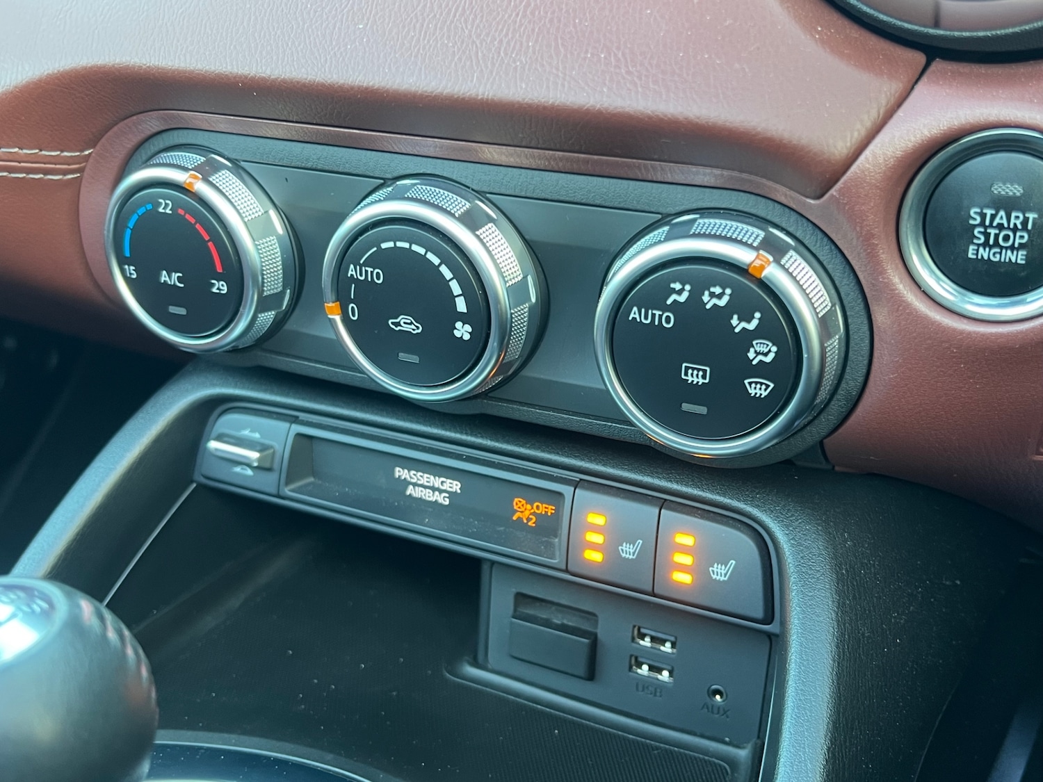 Used Mazda MX-5 2017 for sale - 76979936: Photo 3