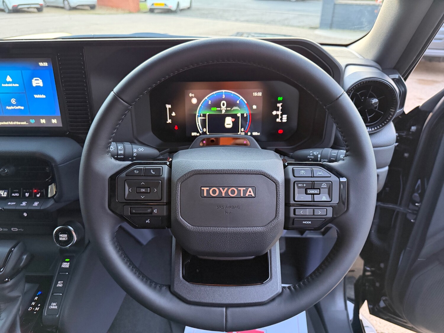 Used Toyota Land Cruiser 2025 for sale - 76807092: Photo 11