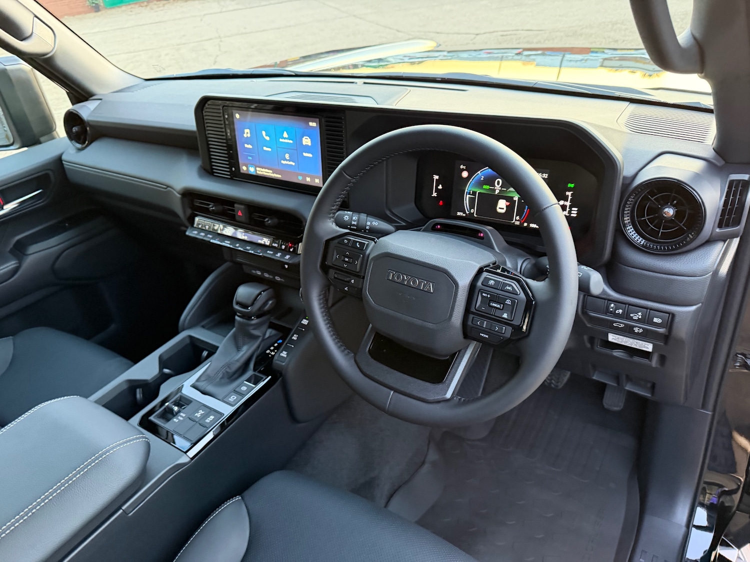 Used Toyota Land Cruiser 2025 for sale - 76807092: Photo 8