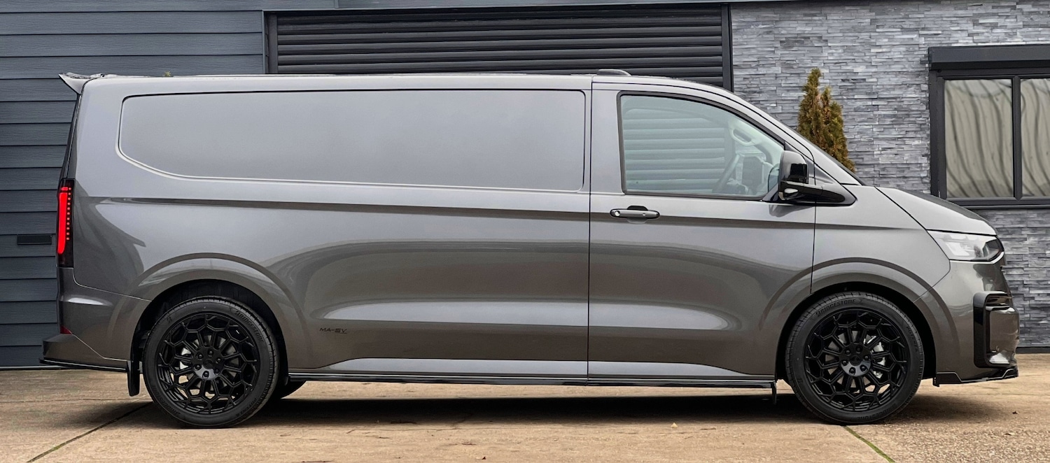 Used Volkswagen Transporter 2025 for sale - 77099857: Photo 7