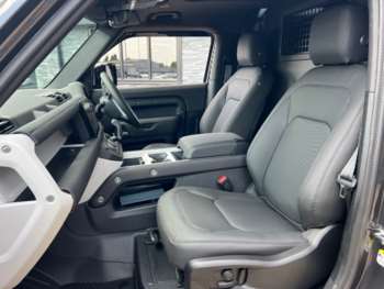 Used Land Rover Defender 2025 for sale - 74782617: Photo