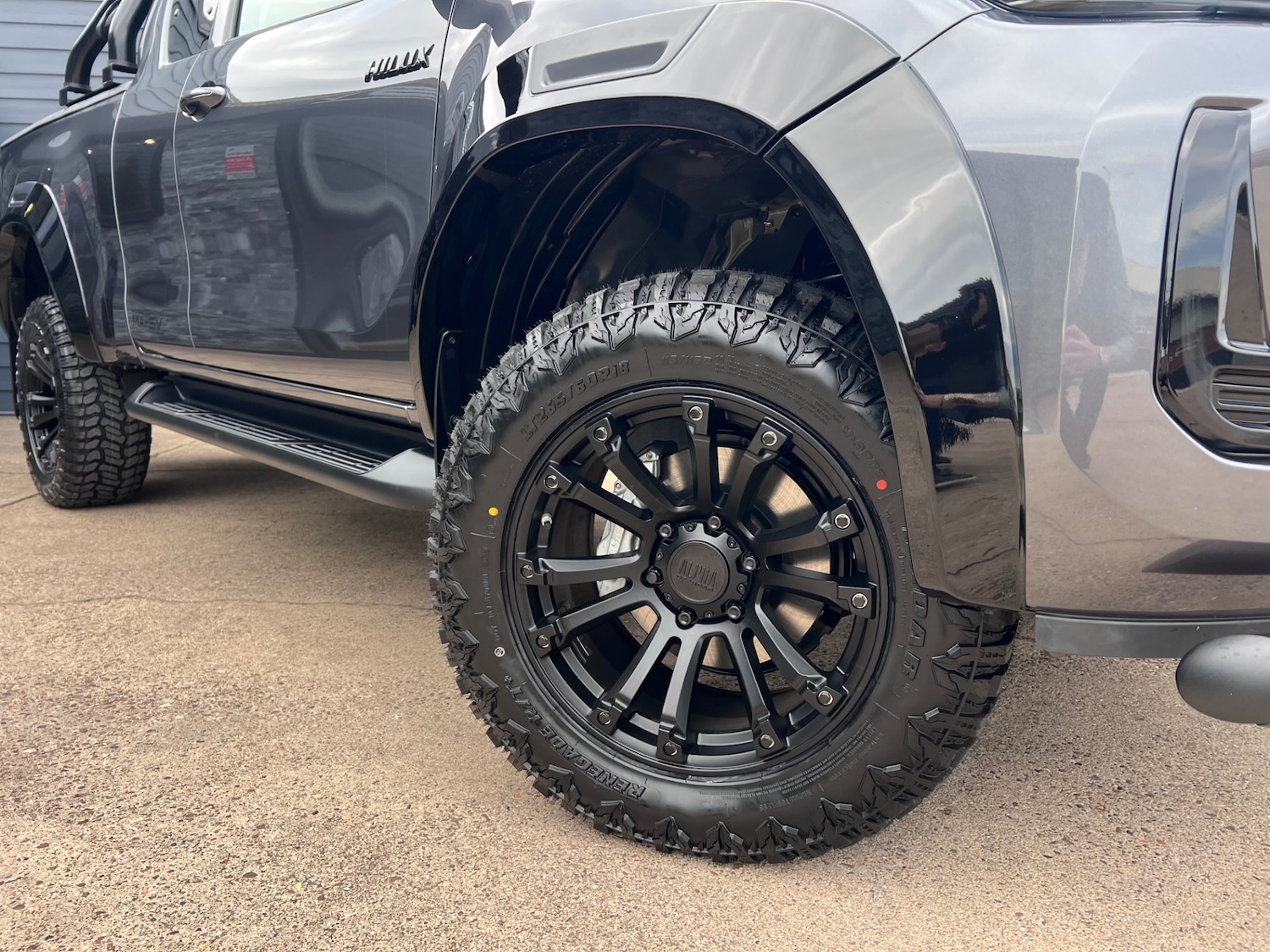 Used Toyota Hilux 2025 for sale - 76149857: Photo 14