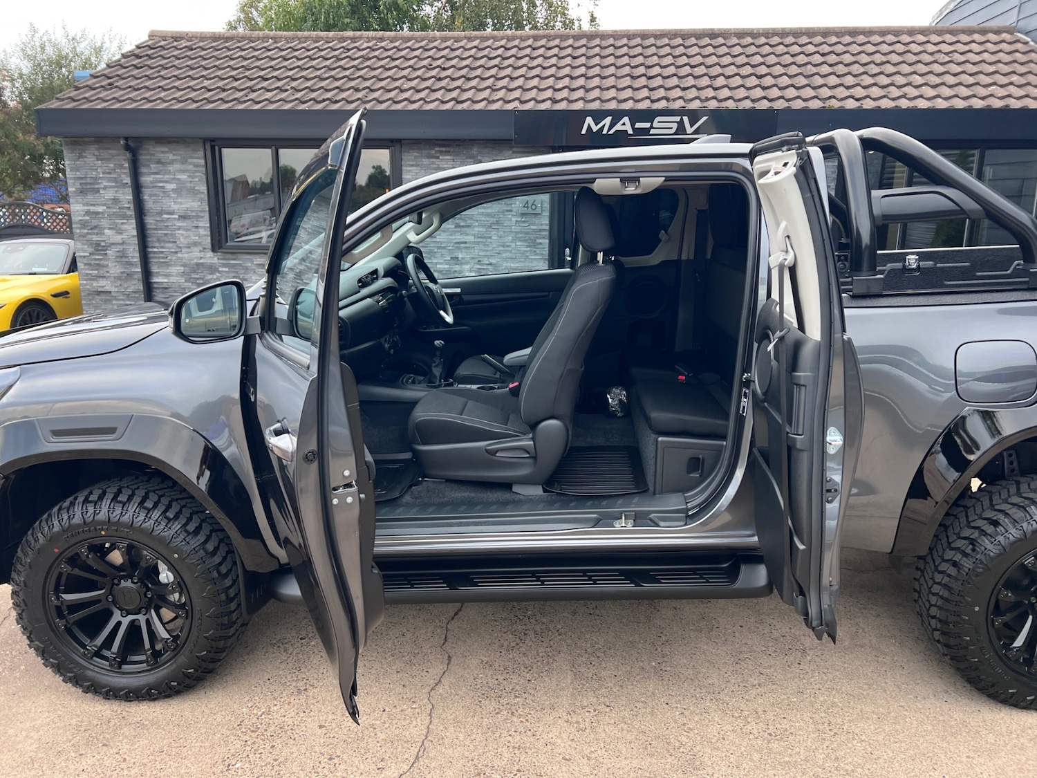 Used Toyota Hilux 2025 for sale - 76149857: Photo 22