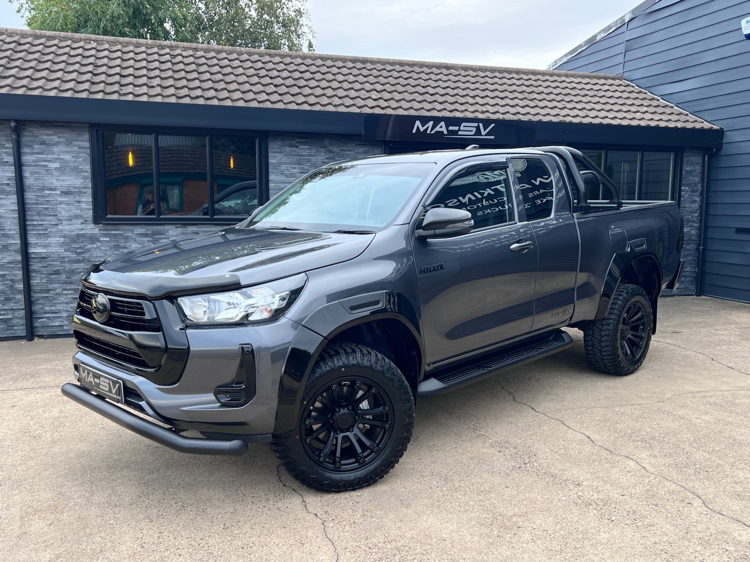 Used Toyota Hilux 2025 for sale - 76149857: Photo 9