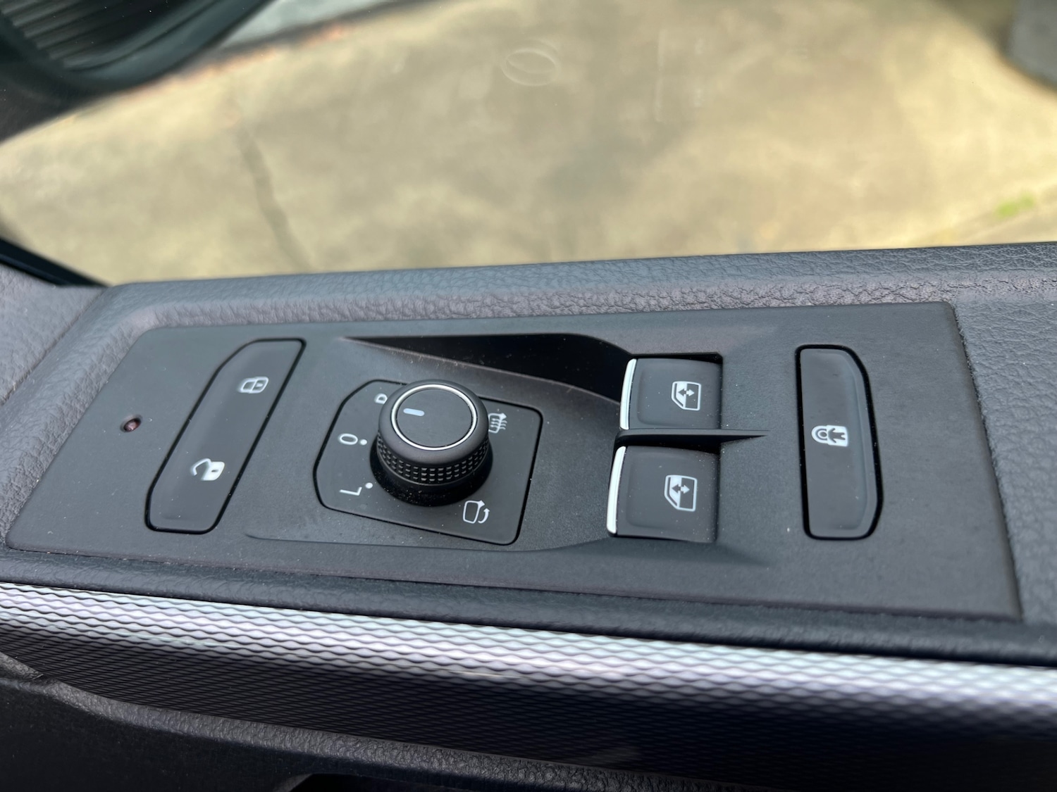 Used Volkswagen Caravelle 2022 for sale - 76383219: Photo 32