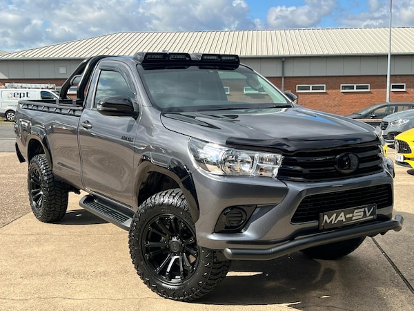 Used Toyota Hilux 2025 for sale - 75393983: Photo 14