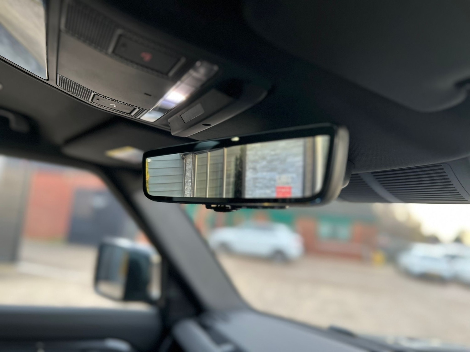 Used Land Rover Defender 2025 for sale - 76719092: Photo 11