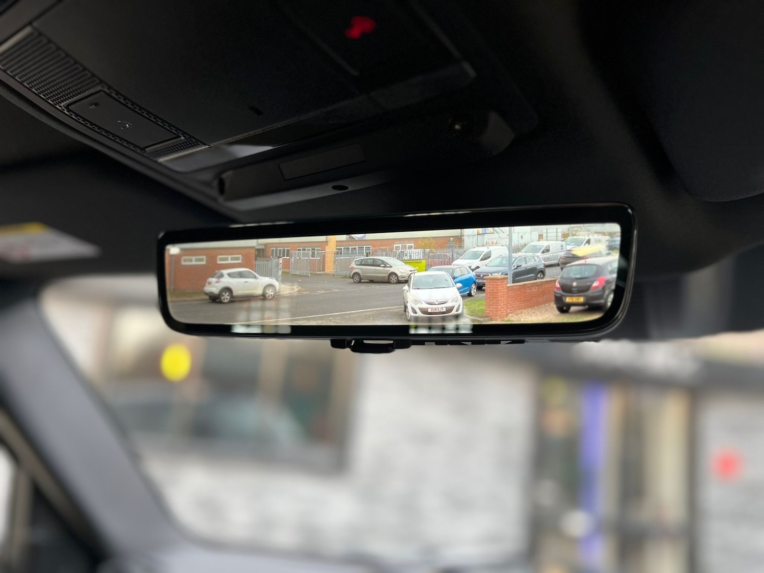 Used Land Rover Defender 2025 for sale - 76719092: Photo 17