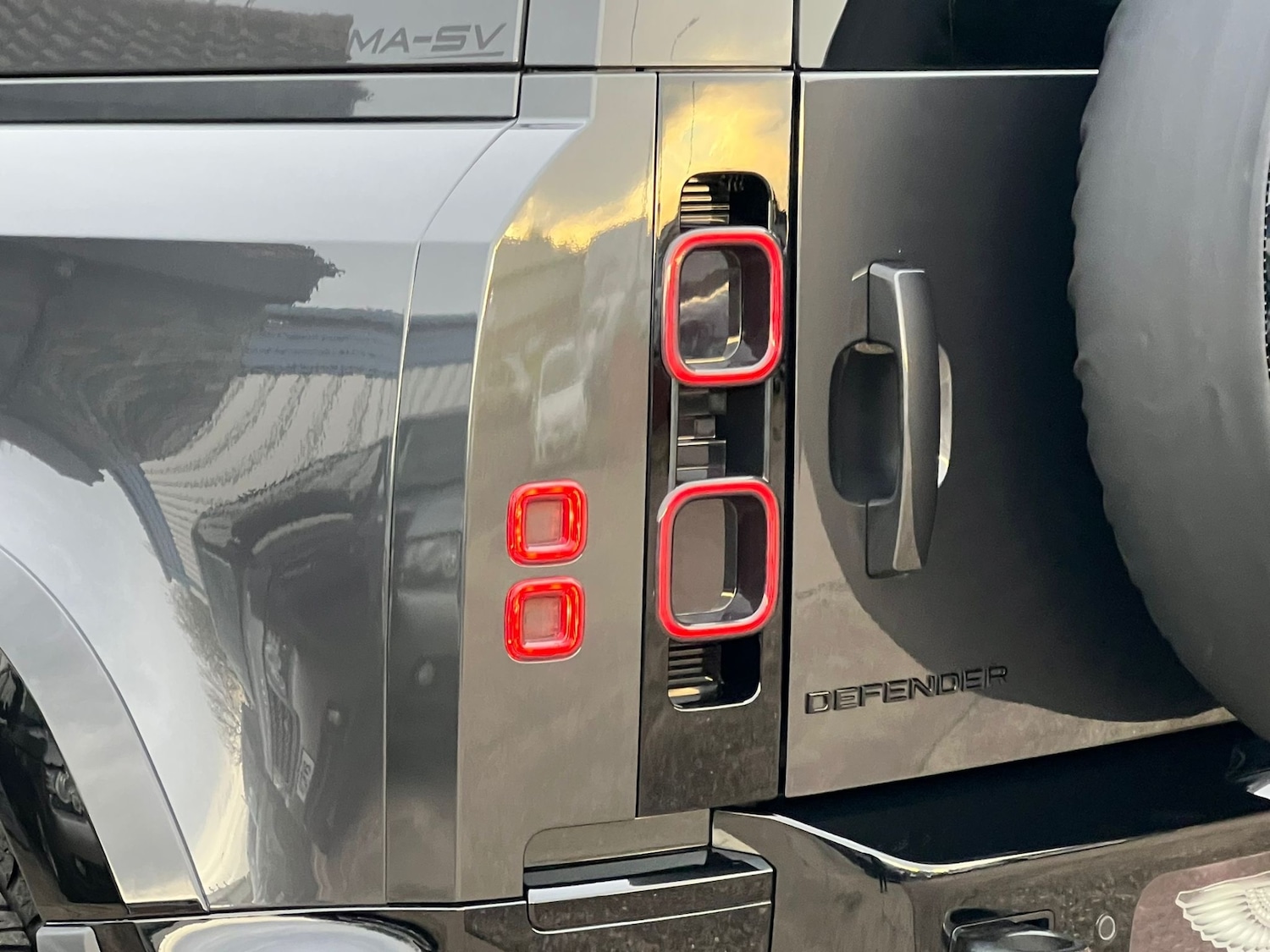 Used Land Rover Defender 2025 for sale - 76719092: Photo 18