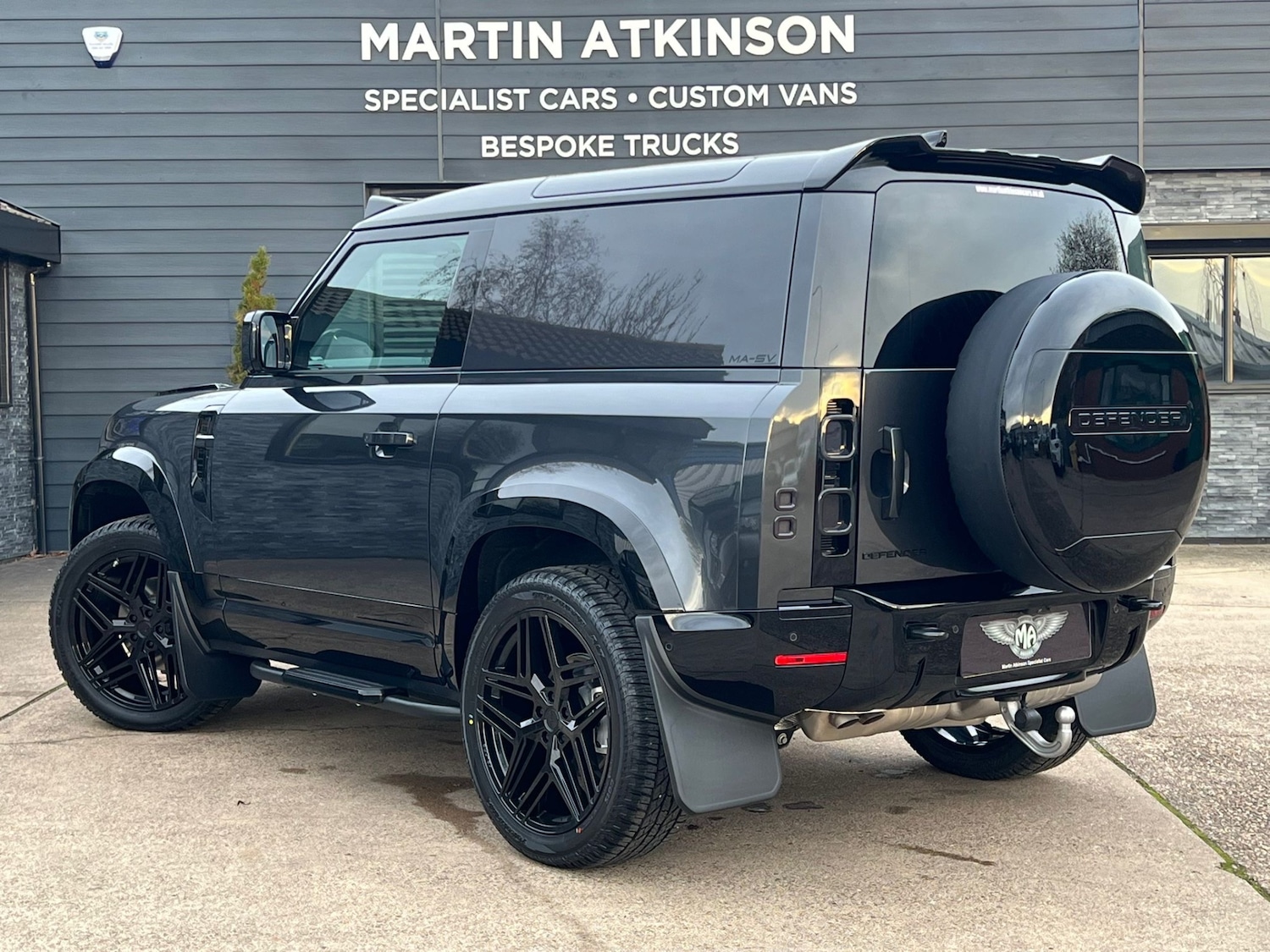 Used Land Rover Defender 2025 for sale - 76719092: Photo 24