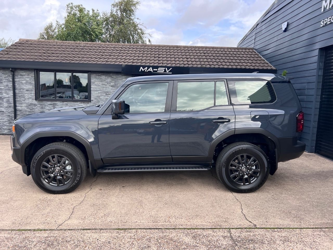 Used Toyota Land Cruiser 2025 for sale - 76948311: Photo 3