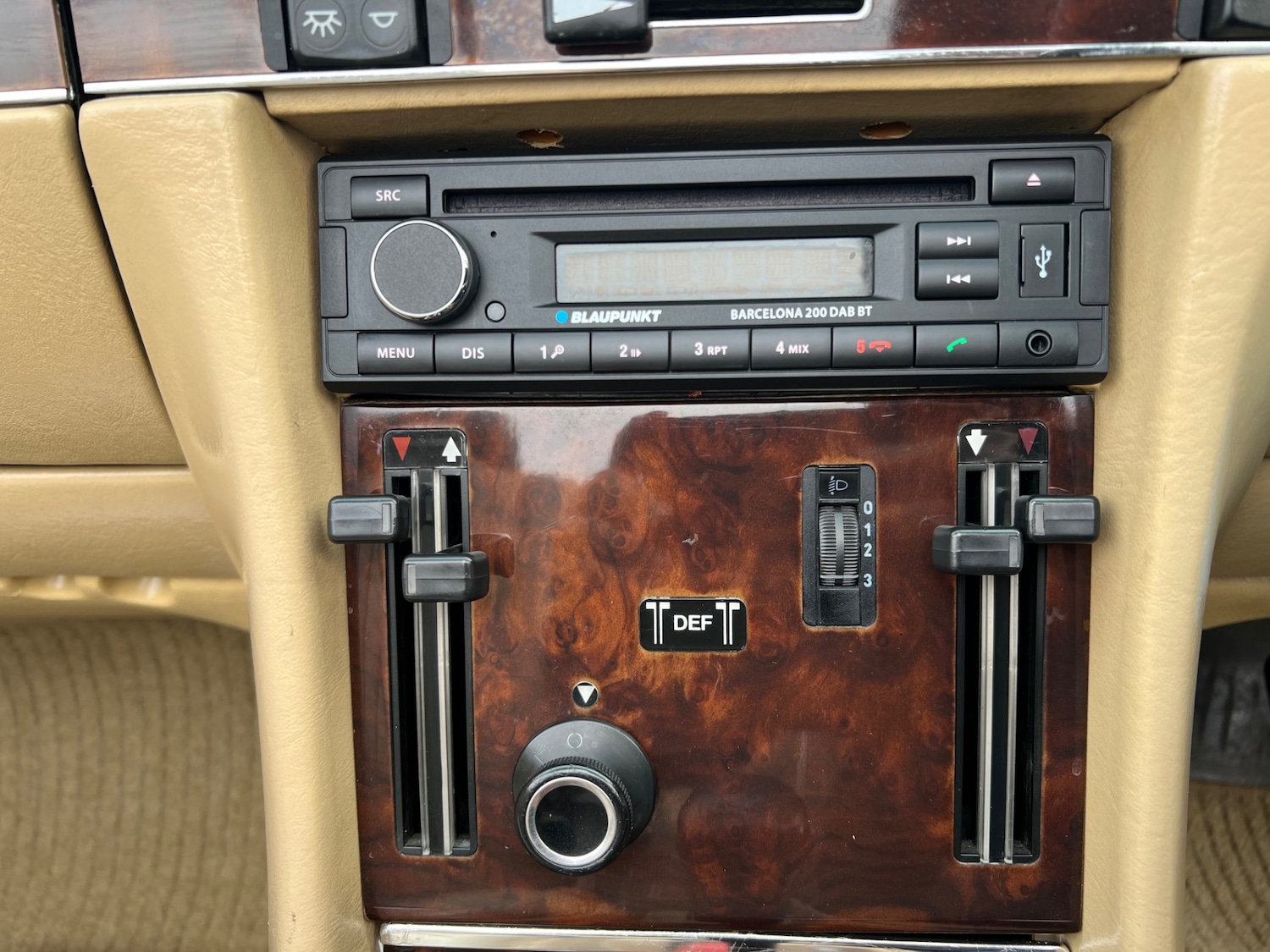 Used Mercedes-Benz S Class 1989 for sale - 76413197: Photo 5