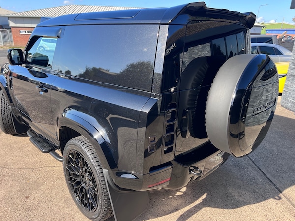 Used Land Rover Defender 2025 for sale - 75308899: Photo 13