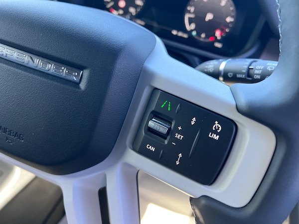 Used Land Rover Defender 2025 for sale - 75308899: Photo 22