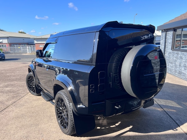 Used Land Rover Defender 2025 for sale - 75308899: Photo 3
