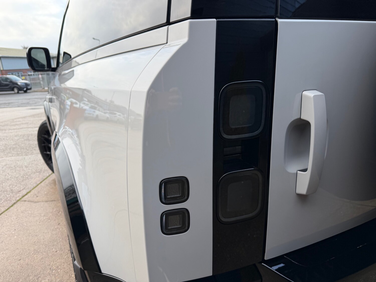 Used Land Rover Defender 2025 for sale - 76979507: Photo 13