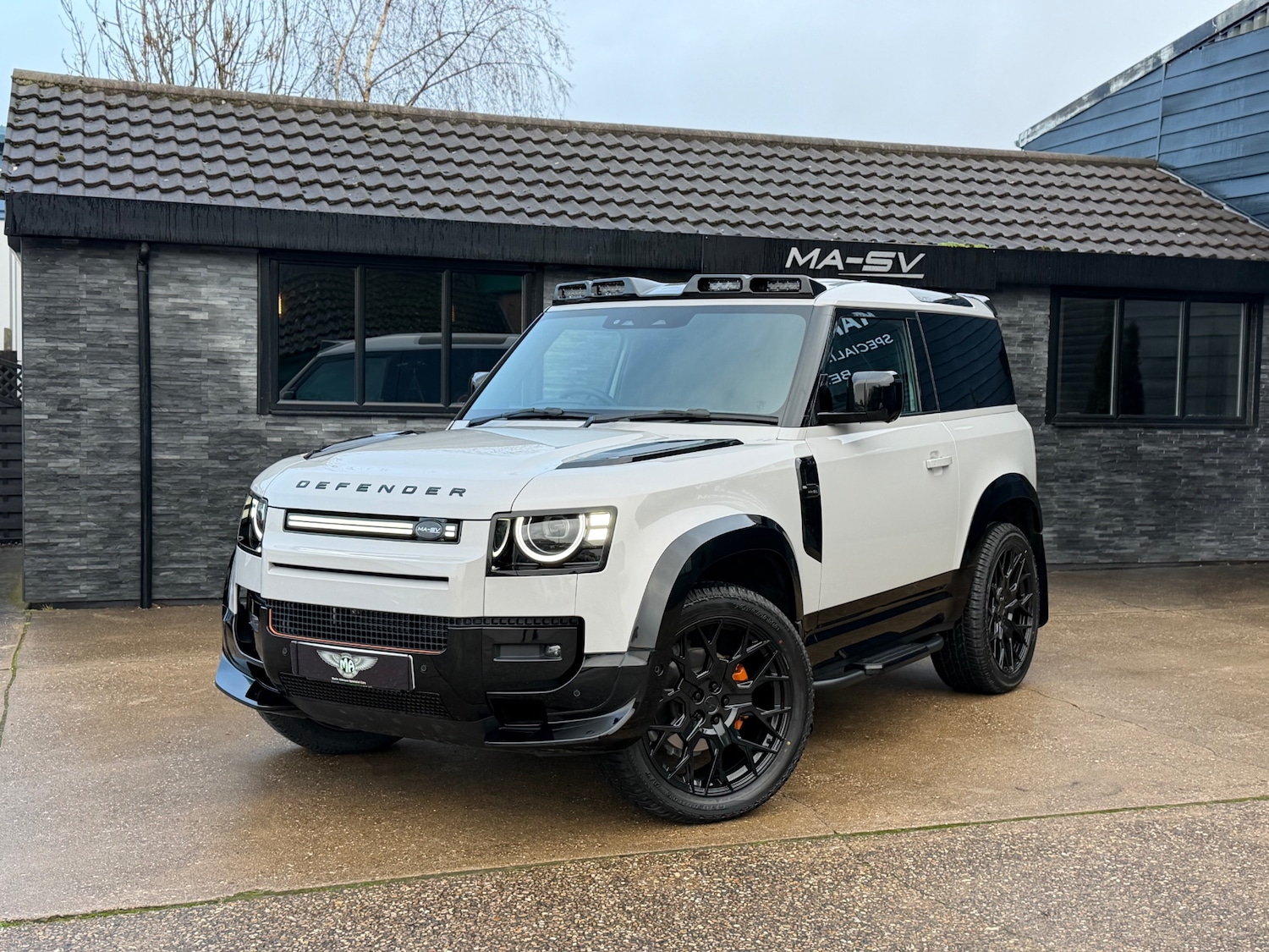 Used Land Rover Defender 2025 for sale - 76979507: Photo 15