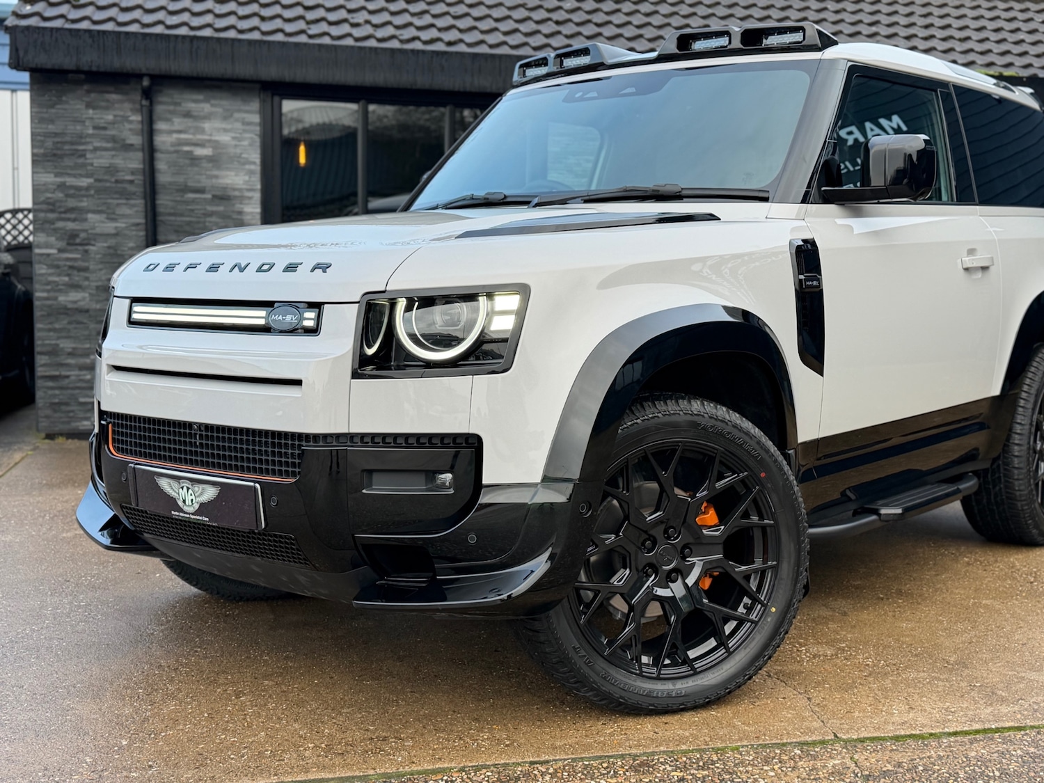 Used Land Rover Defender 2025 for sale - 76979507: Photo 16