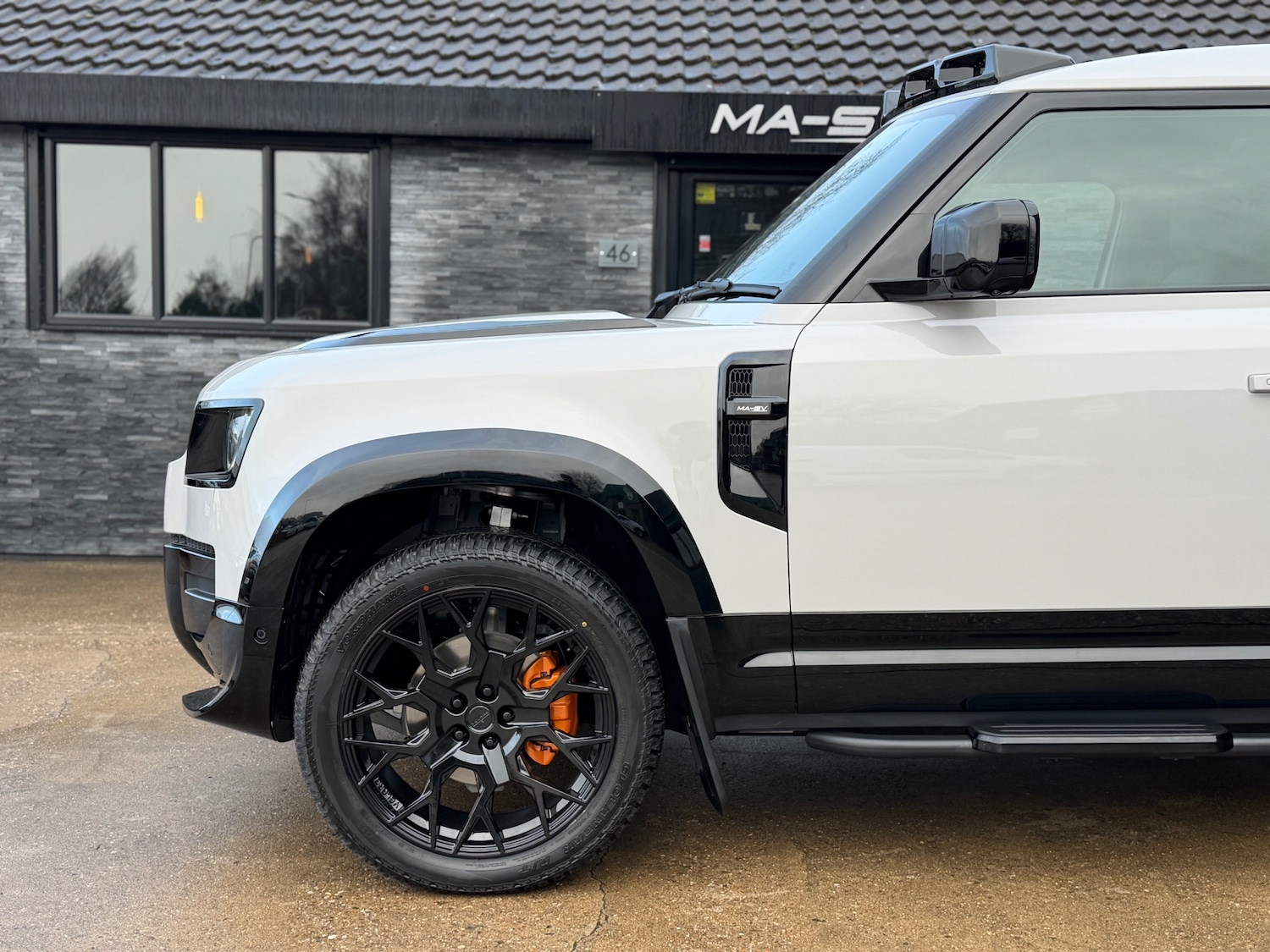 Used Land Rover Defender 2025 for sale - 76979507: Photo 19