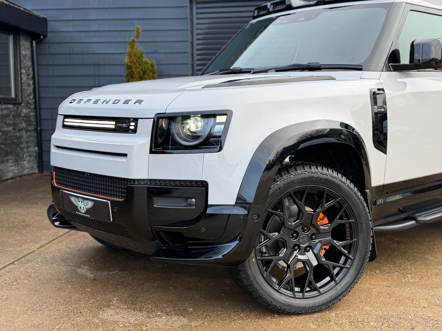 Used Land Rover Defender 2025 for sale - 76979507: Photo 22