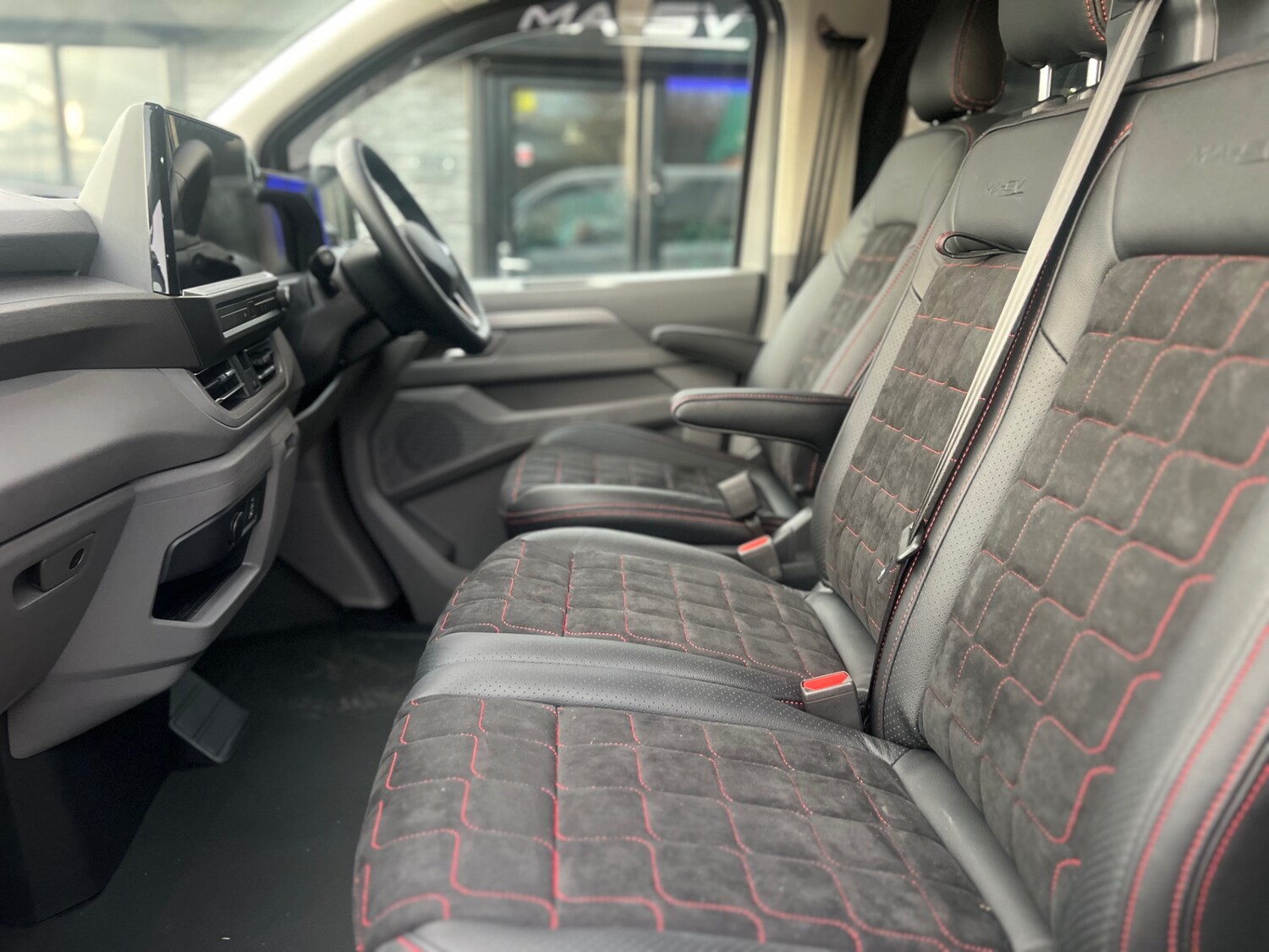 Used Volkswagen Transporter 2025 for sale - 75943940: Photo 63