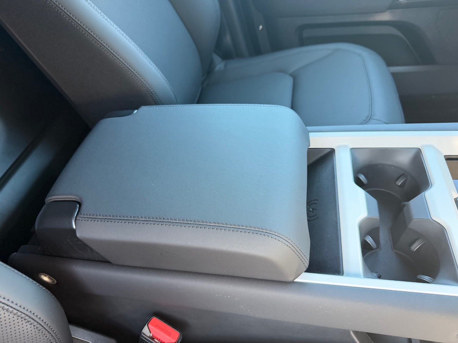 Used Land Rover Defender 2026 for sale - 77931910: Photo 28