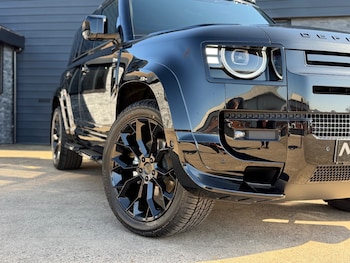 Used Land Rover Defender 2026 for sale - 77931910: Photo