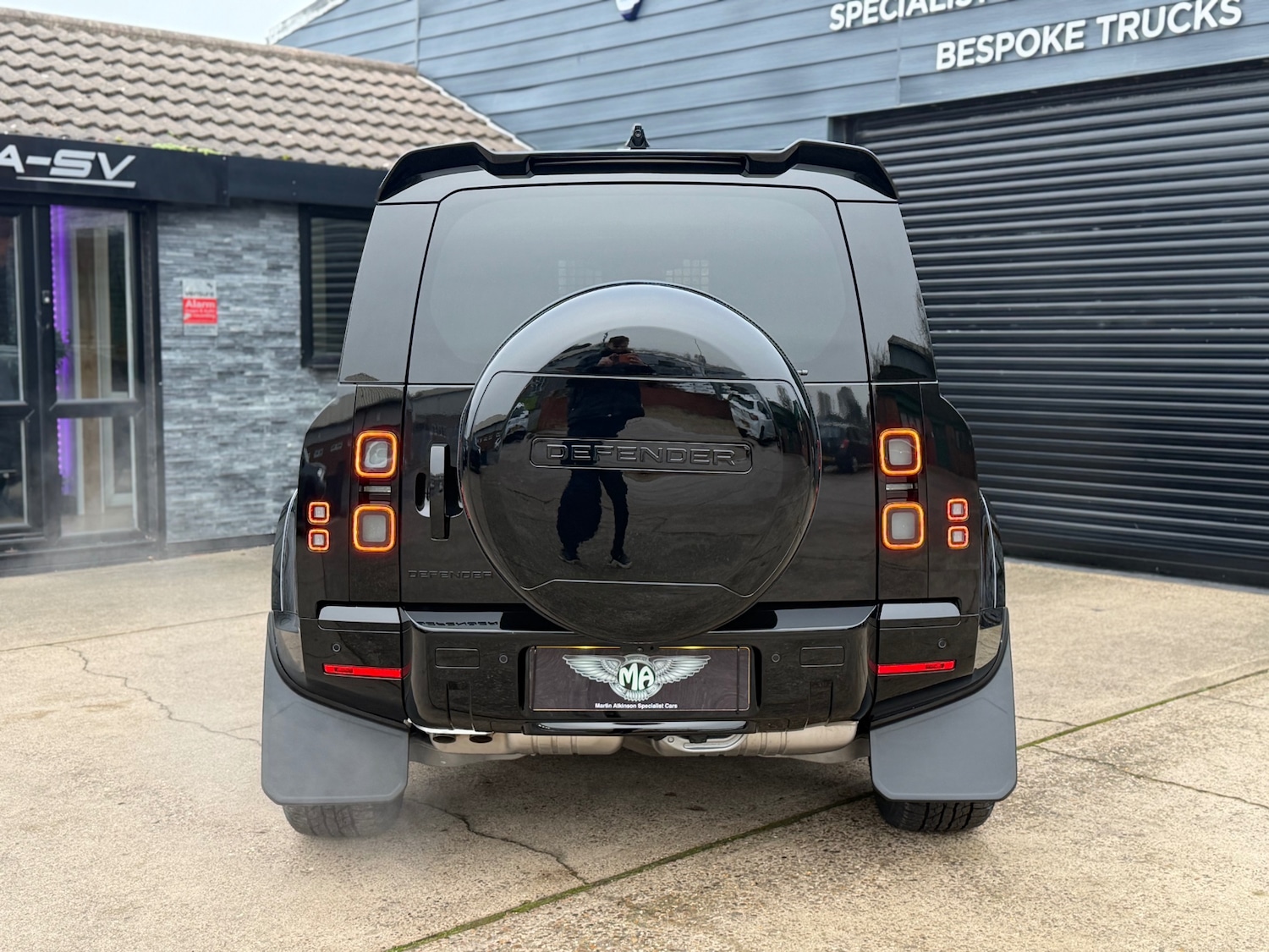 Used Land Rover Defender 2025 for sale - 77137533: Photo 10