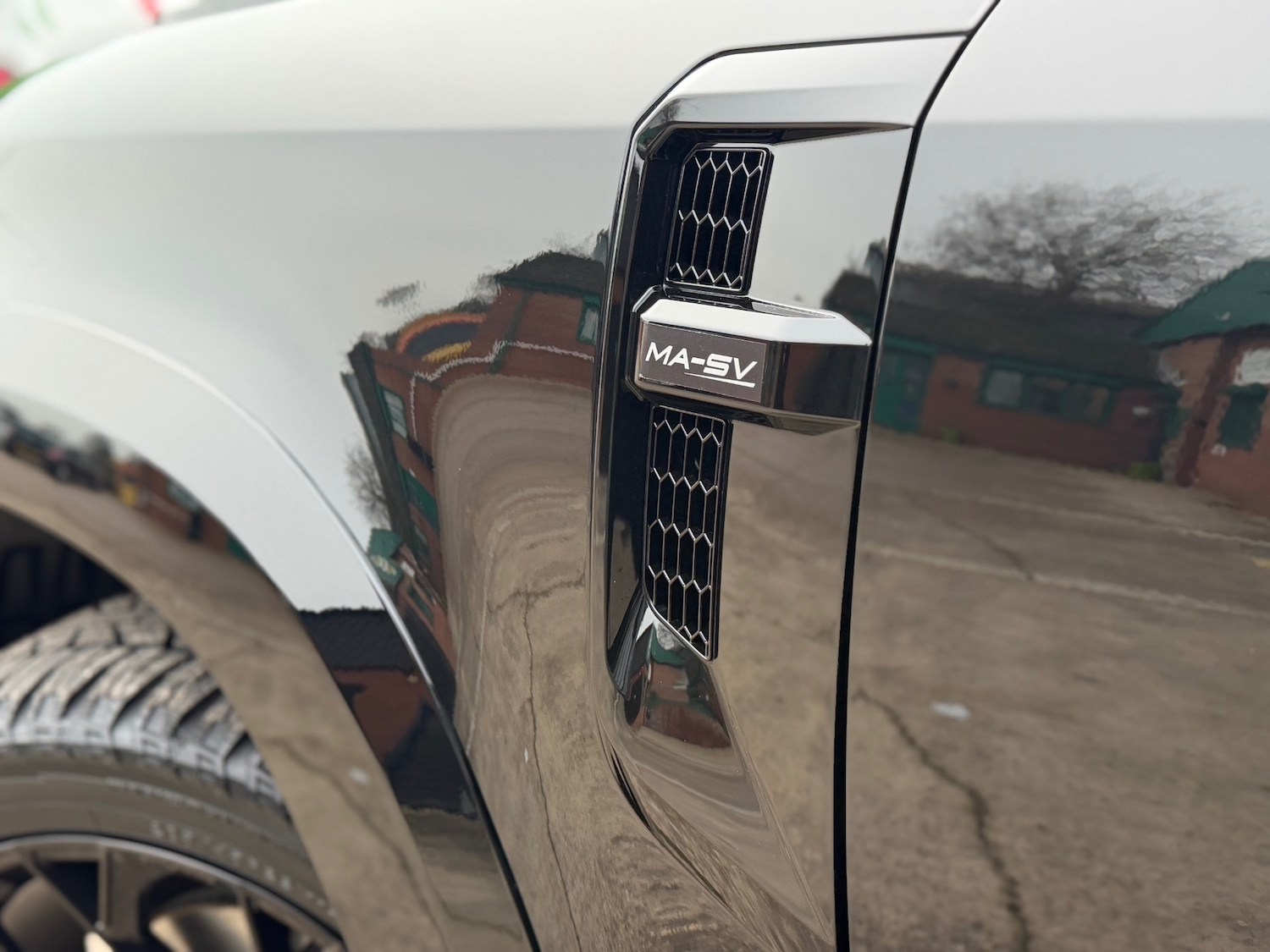 Used Land Rover Defender 2025 for sale - 77137533: Photo 13