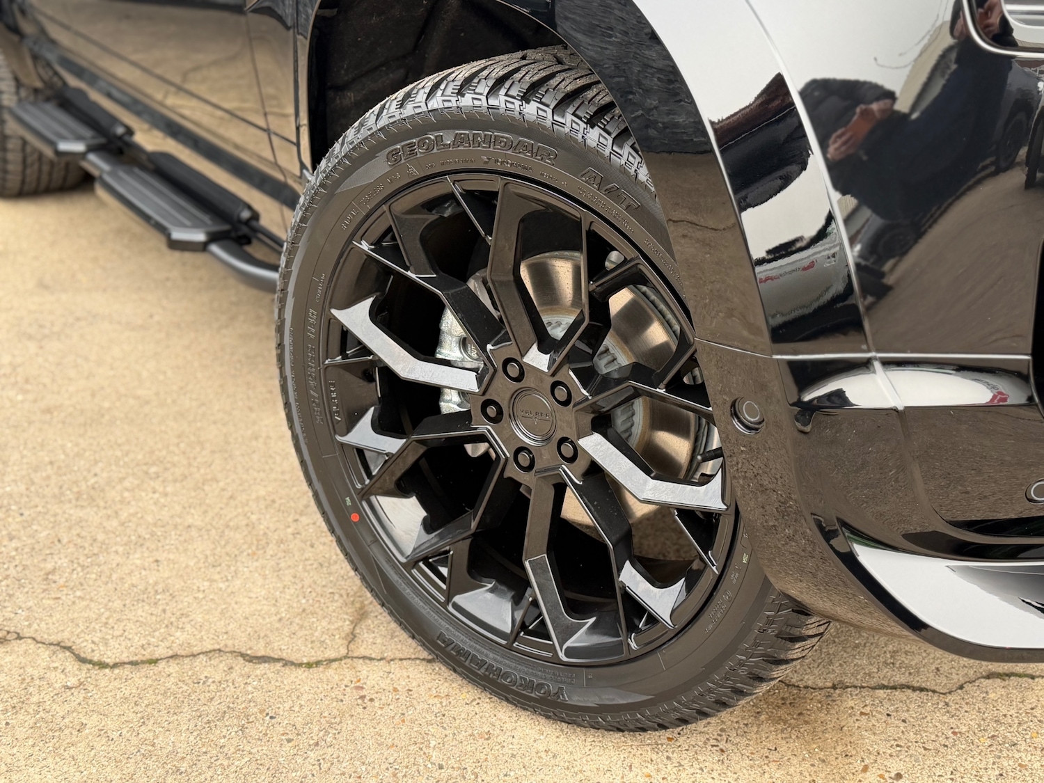 Used Land Rover Defender 2025 for sale - 77137533: Photo 8